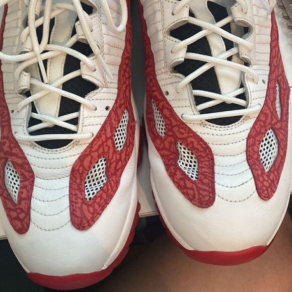 Rare EUC 2017 Mens Air Jordan 11 Retro Low IE GS White Gym Red Sneaker Shoes 18 main image 9